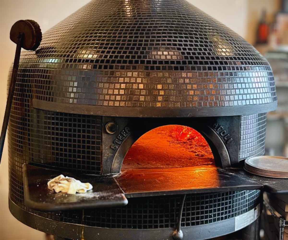 wood over at Joe's pizza Napoli in Milford ohio