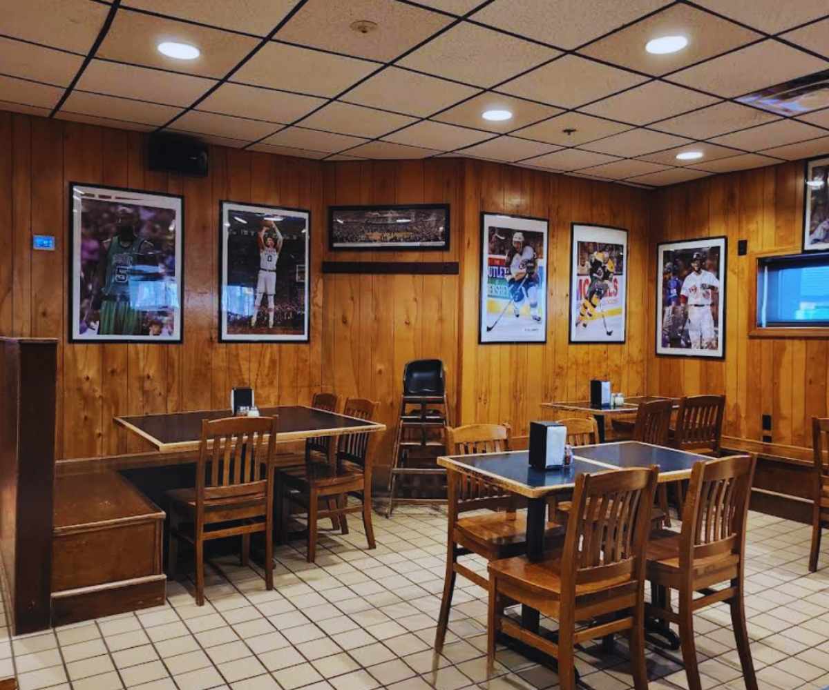 inside santarpio's pizza in Boston massachusetts