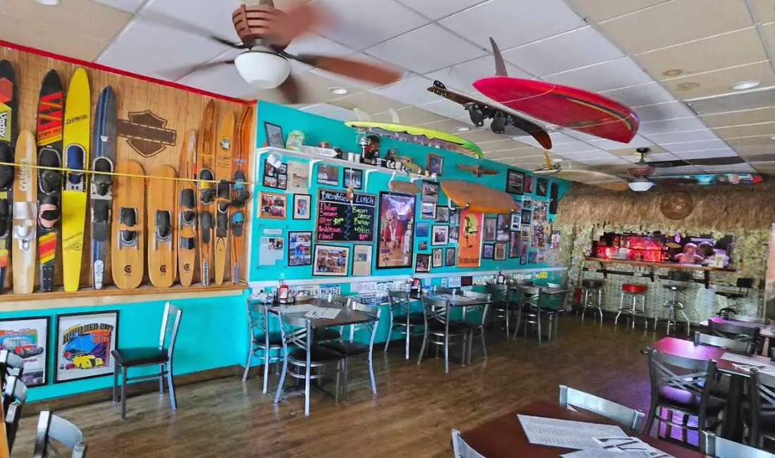 inside the coffee cup cafe in boulder city nevada