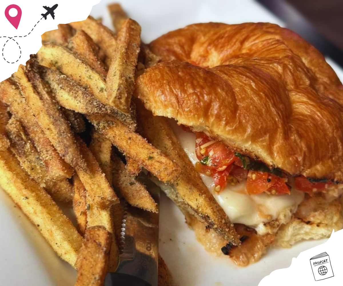 croissant sandwich at magpie's joy of eating in Joliet illinois