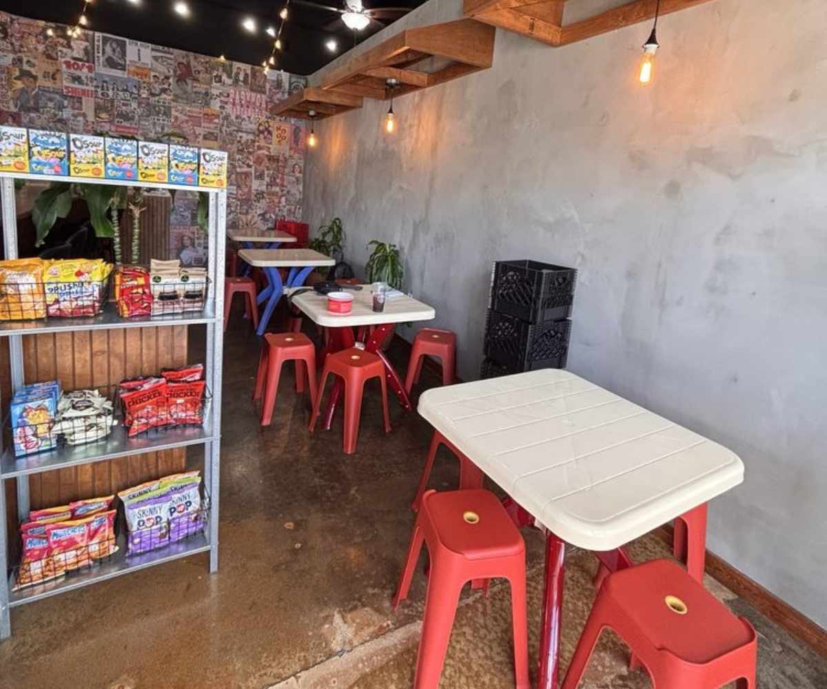 inside seating at ramen alley in Houston texas