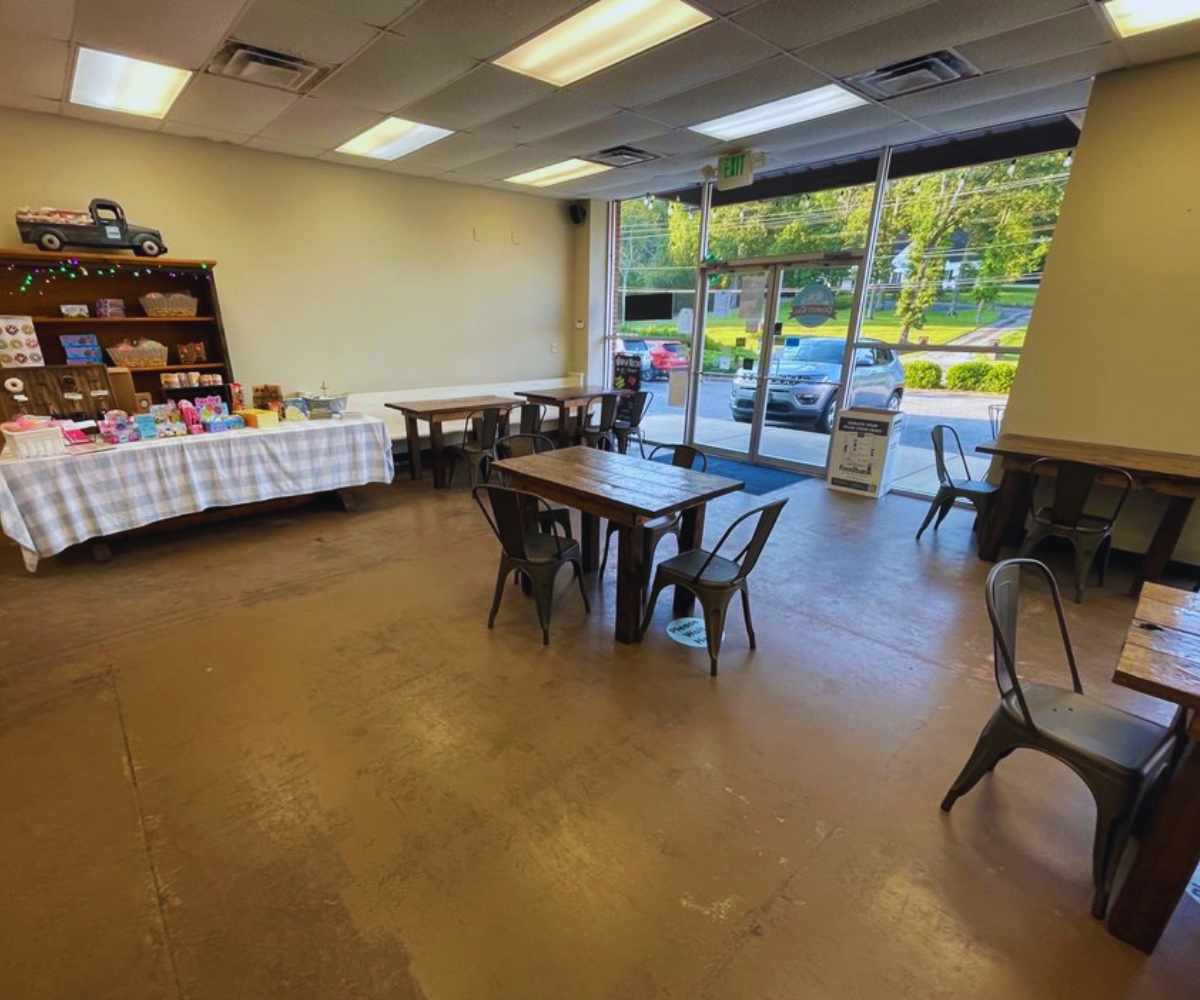 inside the heavenly donut Co in Birmingham al