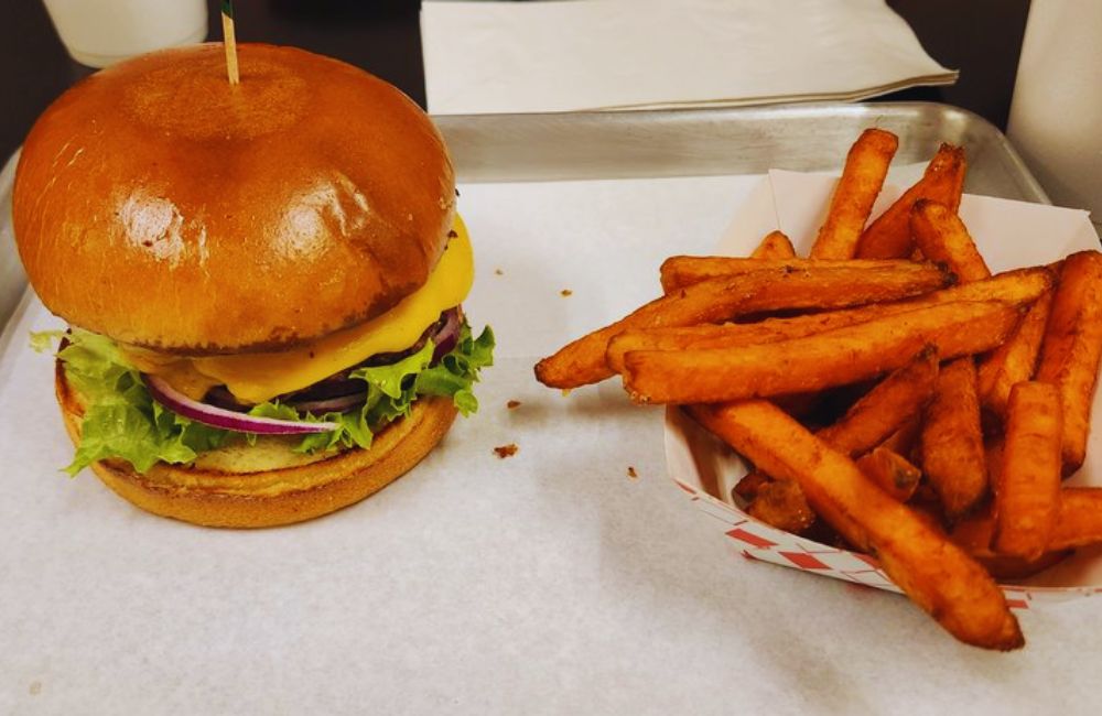 Photos for Edmond's Burgers & More