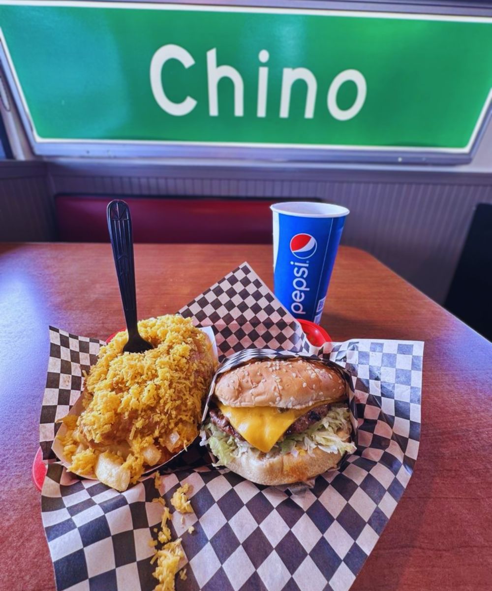 Photos for Super Chili Burgers