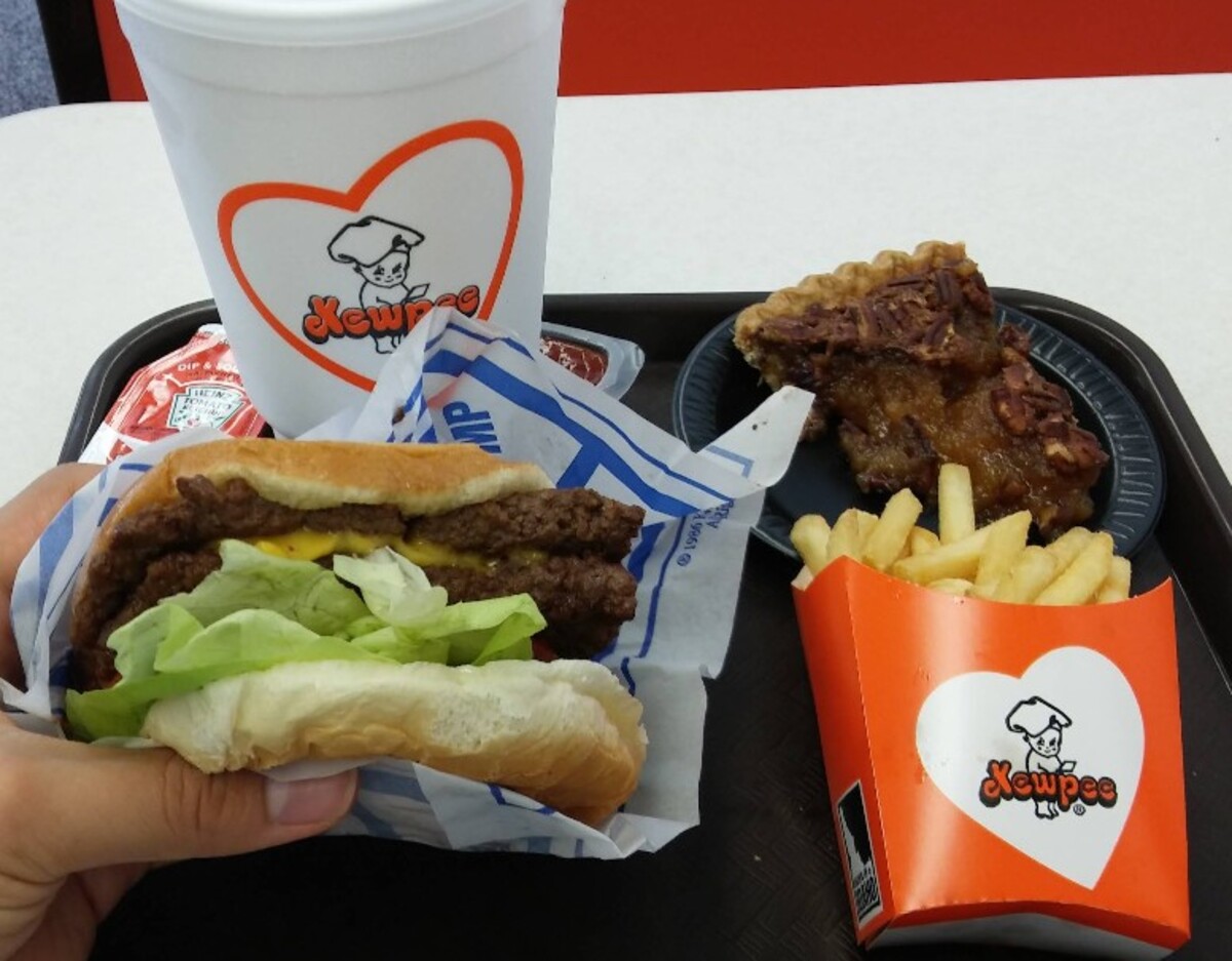 Food at Kewpee Hamburgers located in Lima, OH.