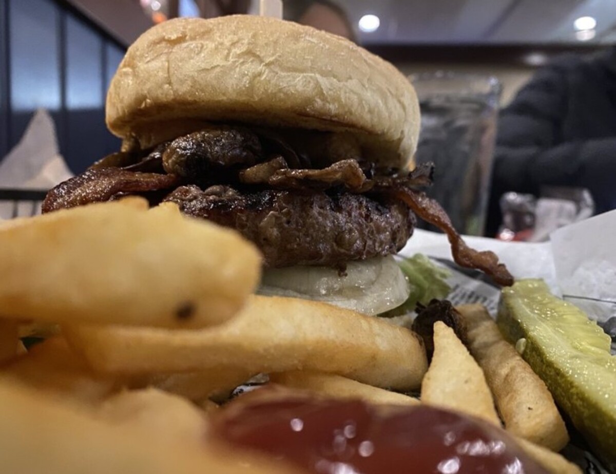 Food at Iggy's Doughboys & Chowder House located in Warwick, RI.
