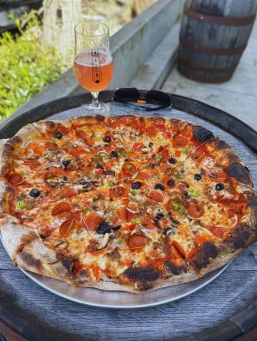 Photos for Thunderbolt Pizza