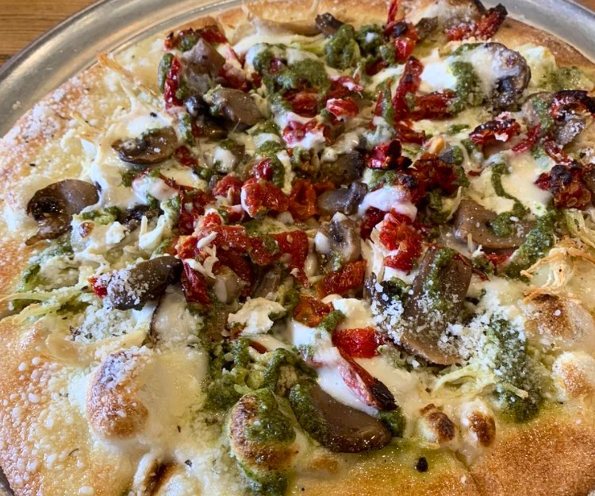 Pesto Chicken at Wildwood Pizza in Alexandria, Louisiana