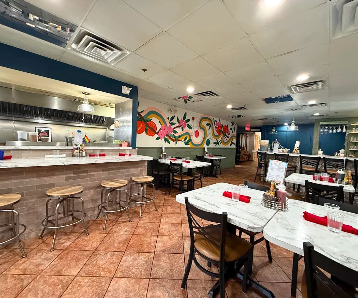 interior of Peach Blossom Eatery in Newark, DE