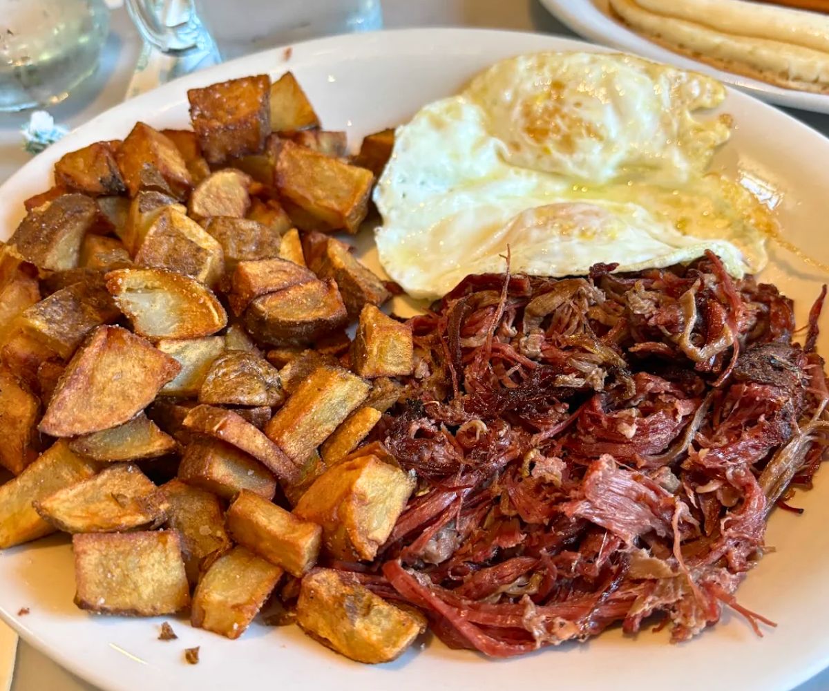 Corned Beef Hash at Herm's Inn in Logan, UT