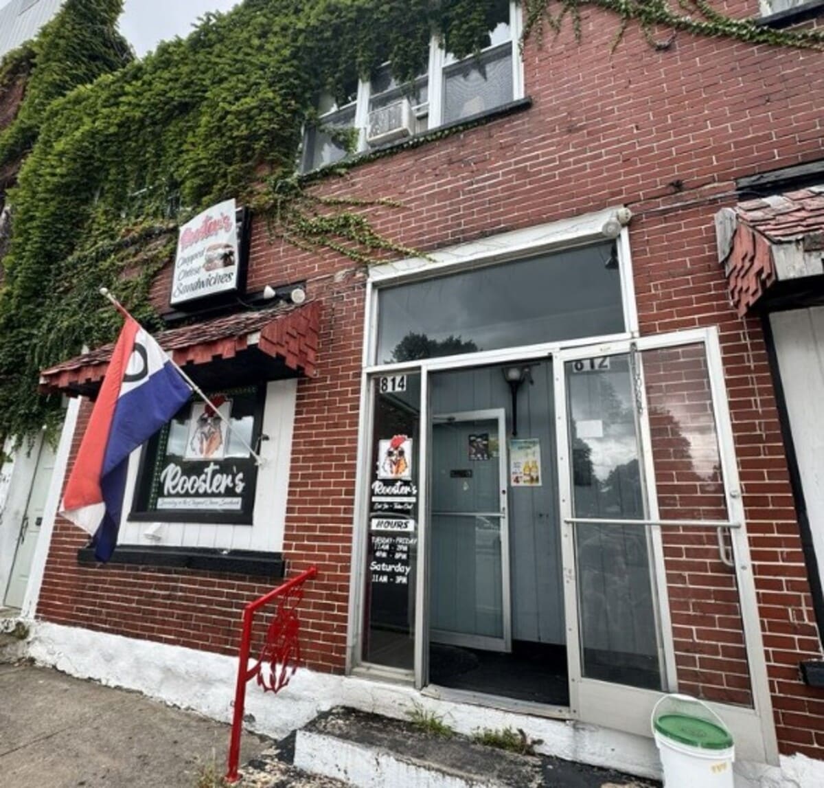 at Rooster's Smash Burgers located in Utica, NY.