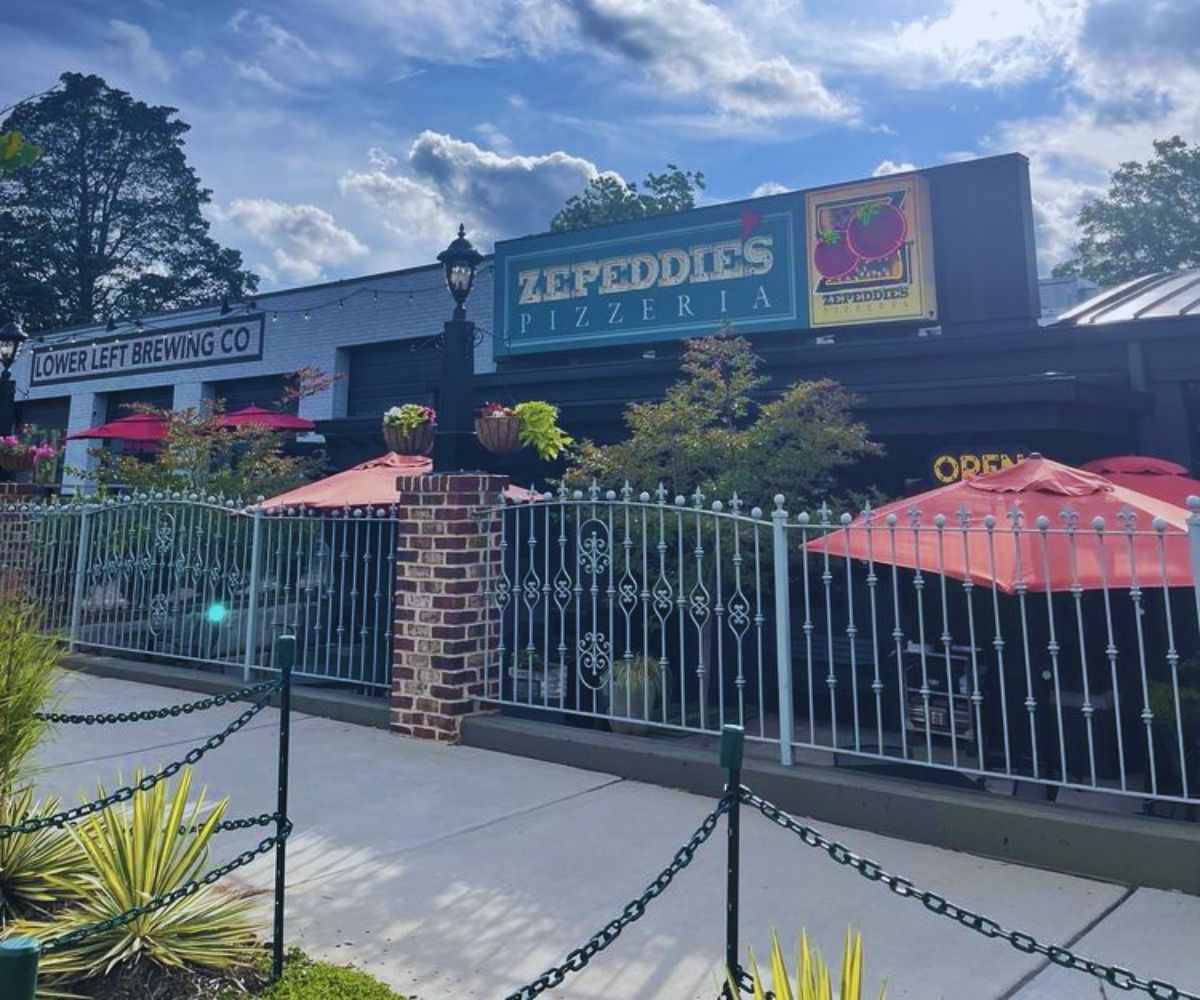 Zepeddie's Pizzeria Store Logo