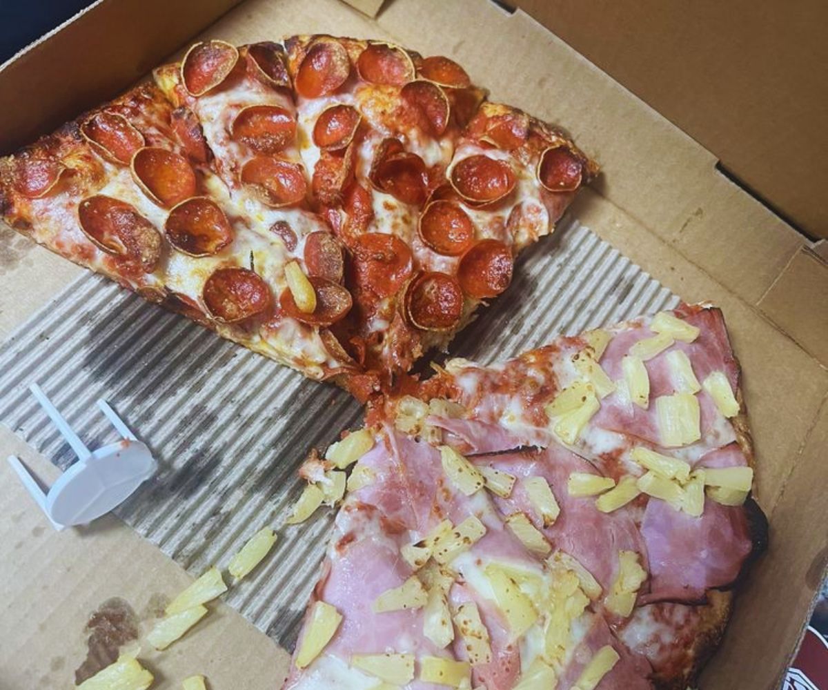 Dough Bowl Pizza Large Half Pepperoni Half Hawaiian