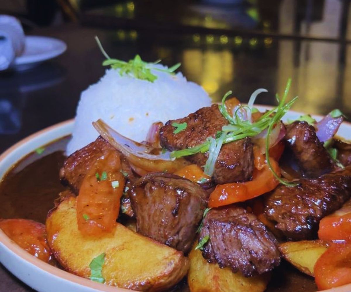 Limo Peruvian Eatery Lomo Saltado
