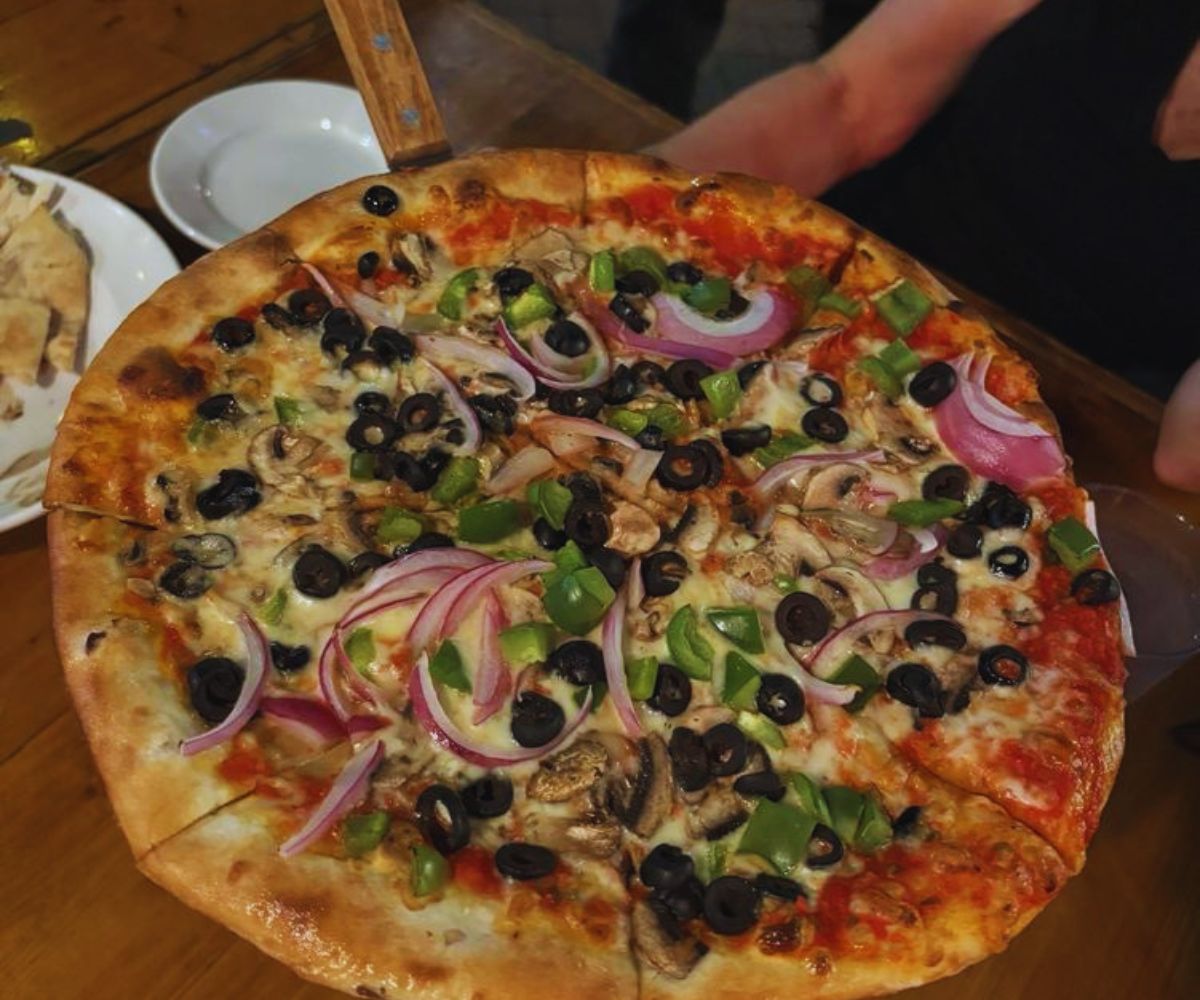 Aldo's Pizza Pies - Downtown Button Man