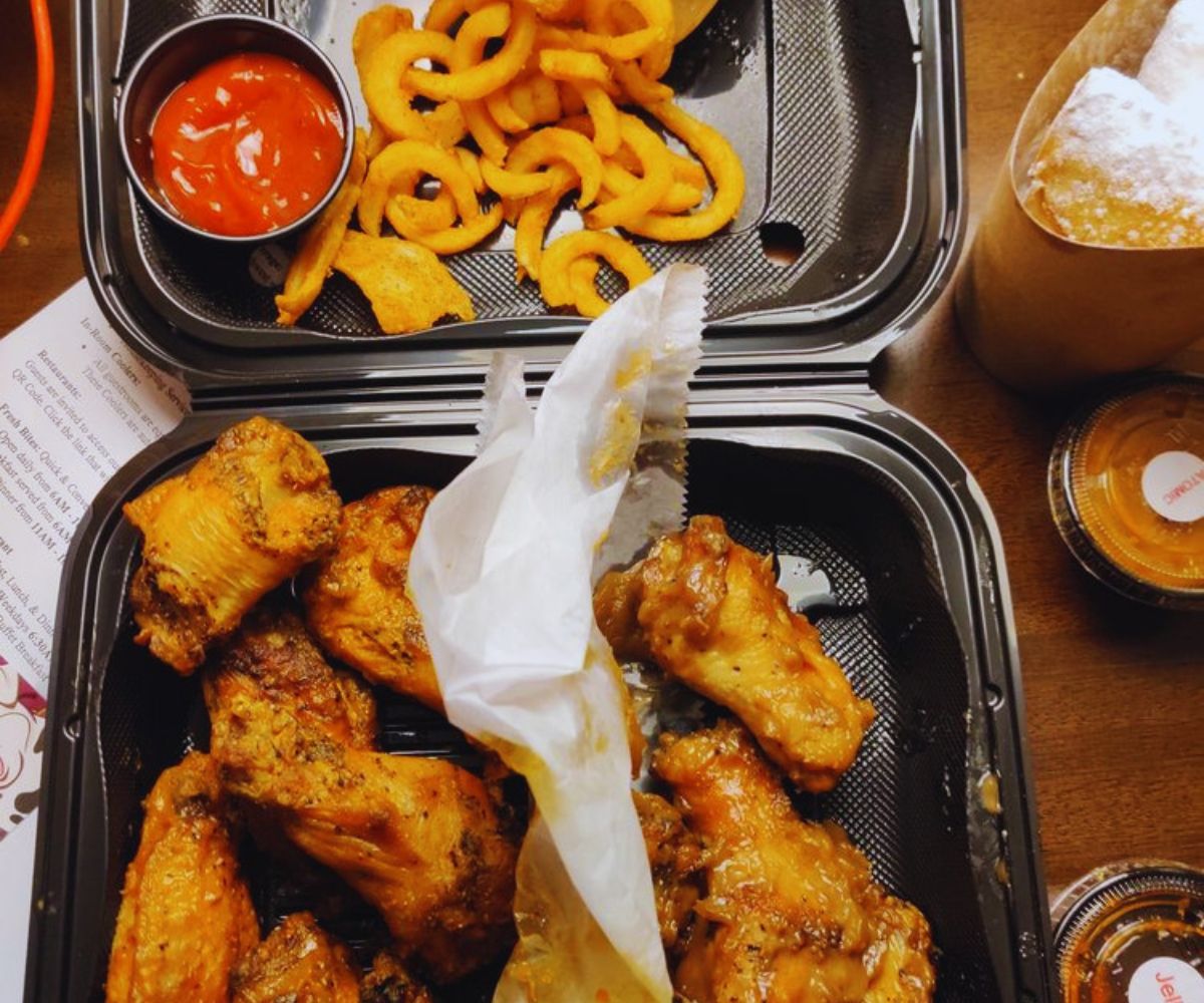 Bad Chicken Lemon Pepper with Curly Fries