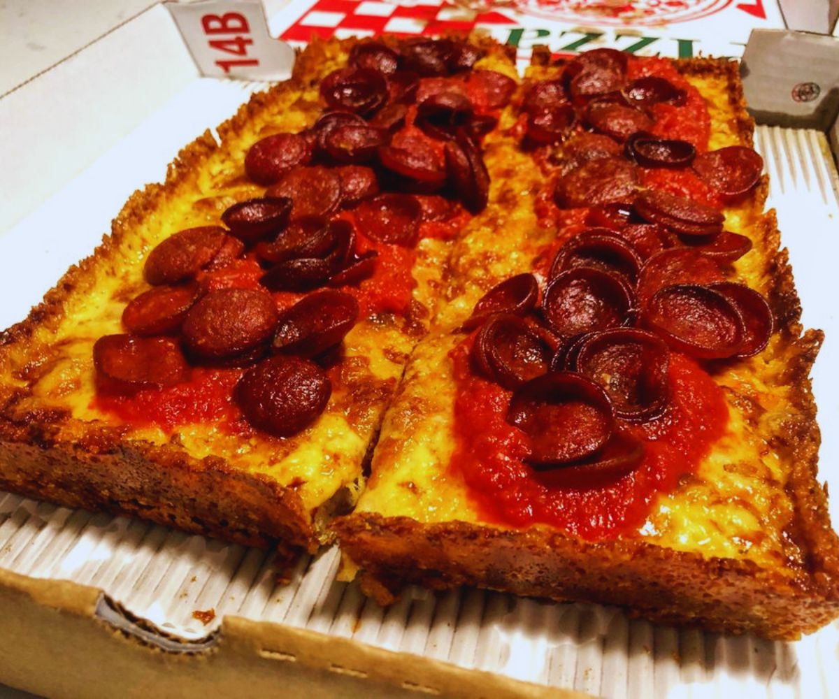 Della Barba Pizza Detroit Pizza