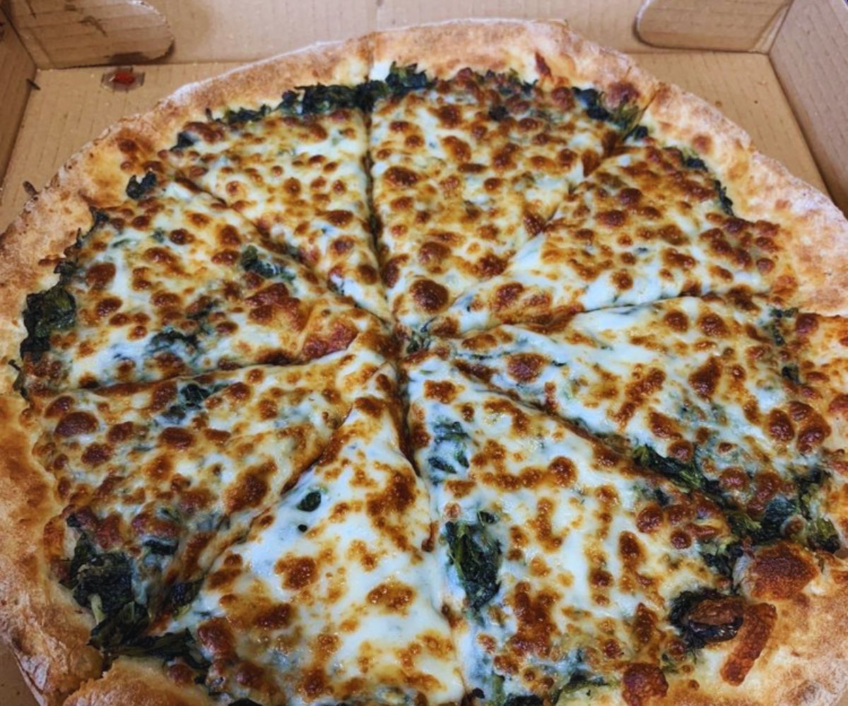 Giovanni's Pizzeria 12'' Spinach Pizza