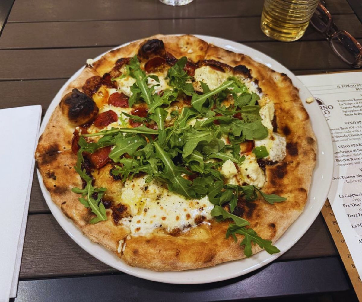 Il Forno Bello Pizzeria Pizza Pallida with Italian Sausage