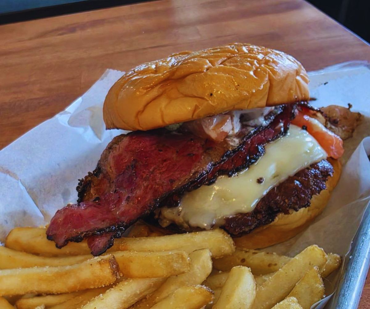 Riley's Bar + Burger Pastrami Royale