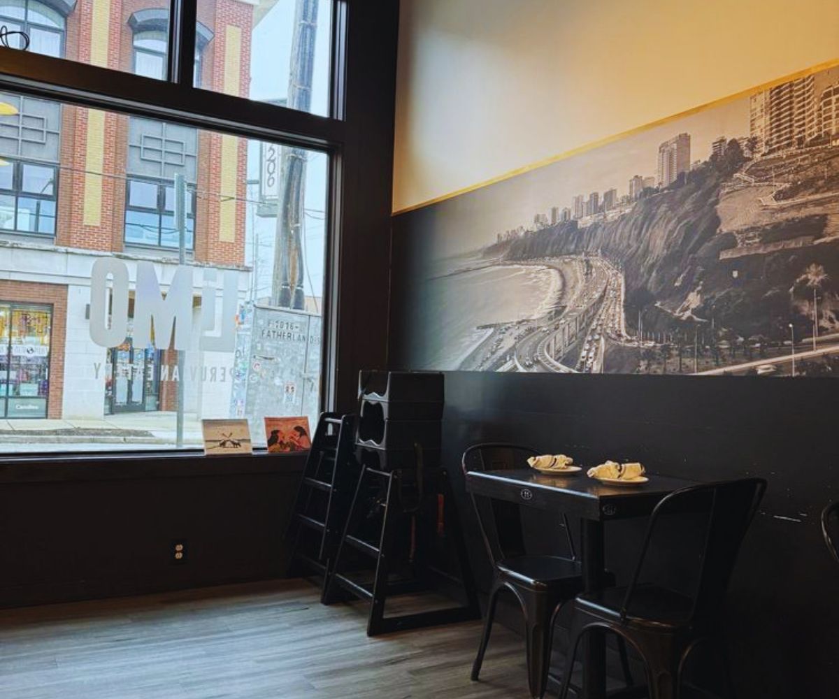 Limo Peruvian Eatery Dining Area