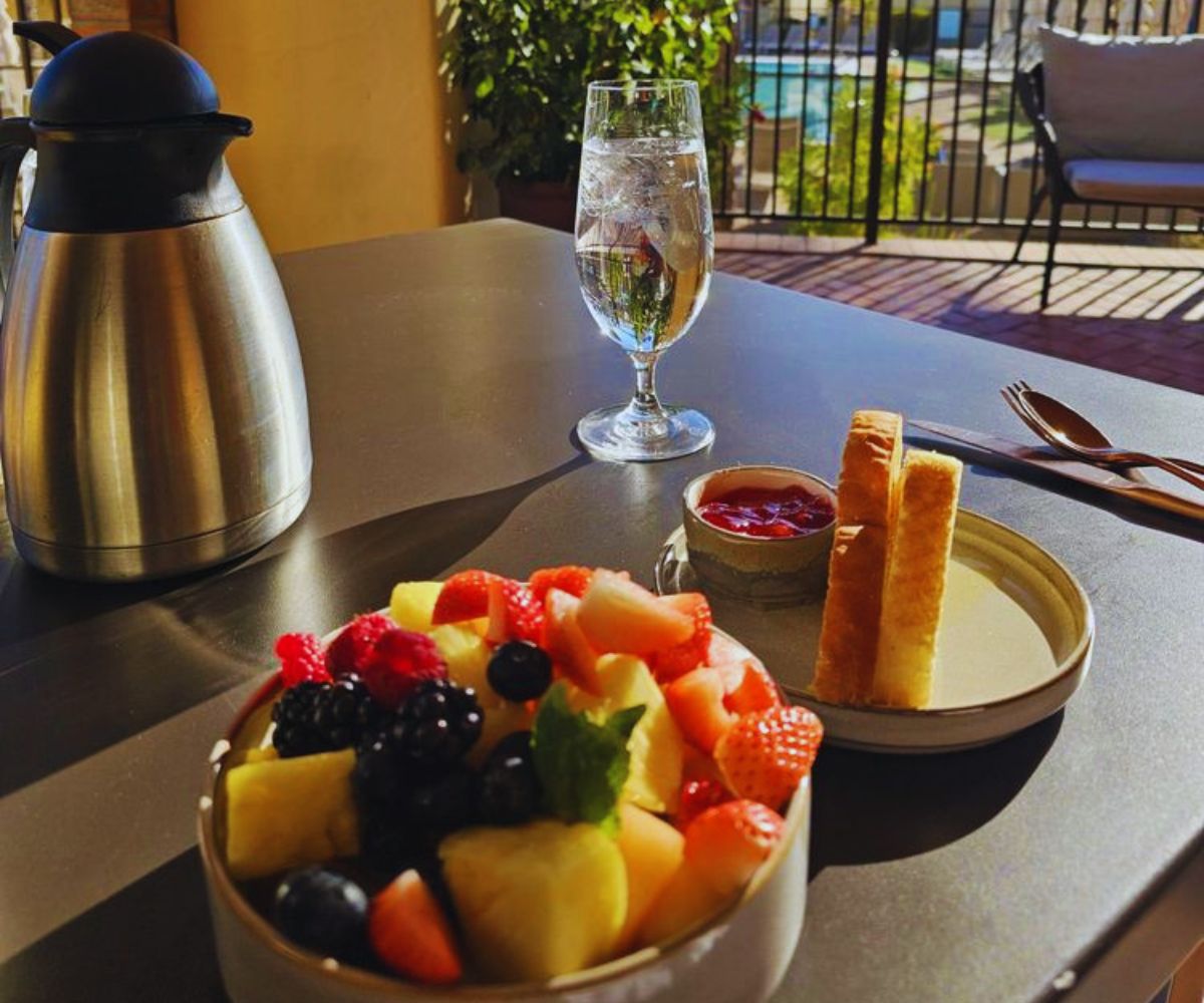 Desert Farmer Fruit, Sourdough and Coffee Pot