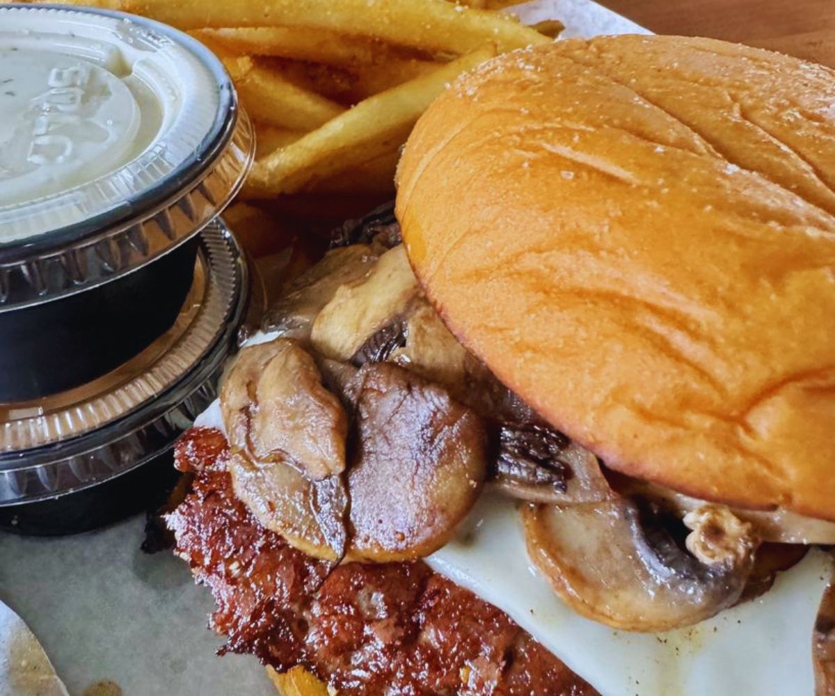 Riley's Bar + Burger Mushroom Swiss Burger