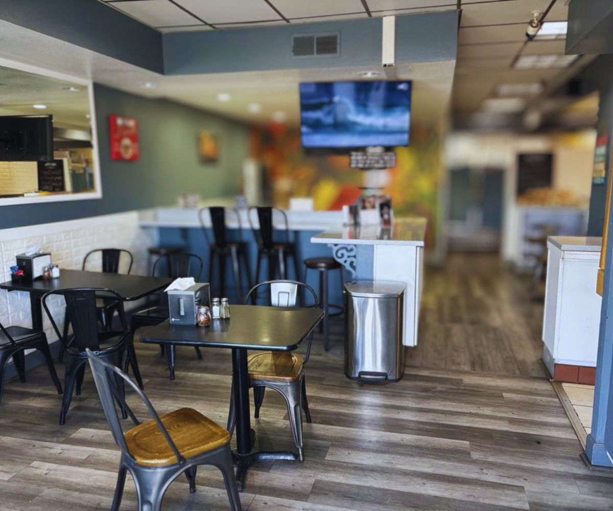 Harbor Mart Atmosphere