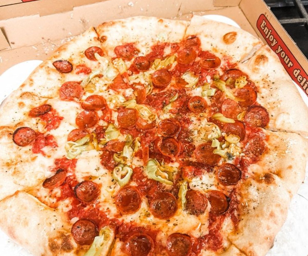 Skorch'd Pizza Pepper My Roni Pizza