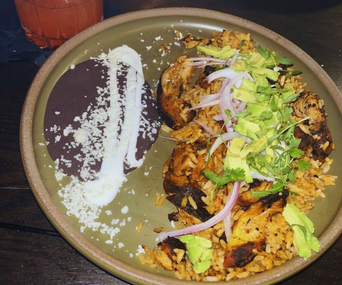 Quemar Arroz Con Pollo