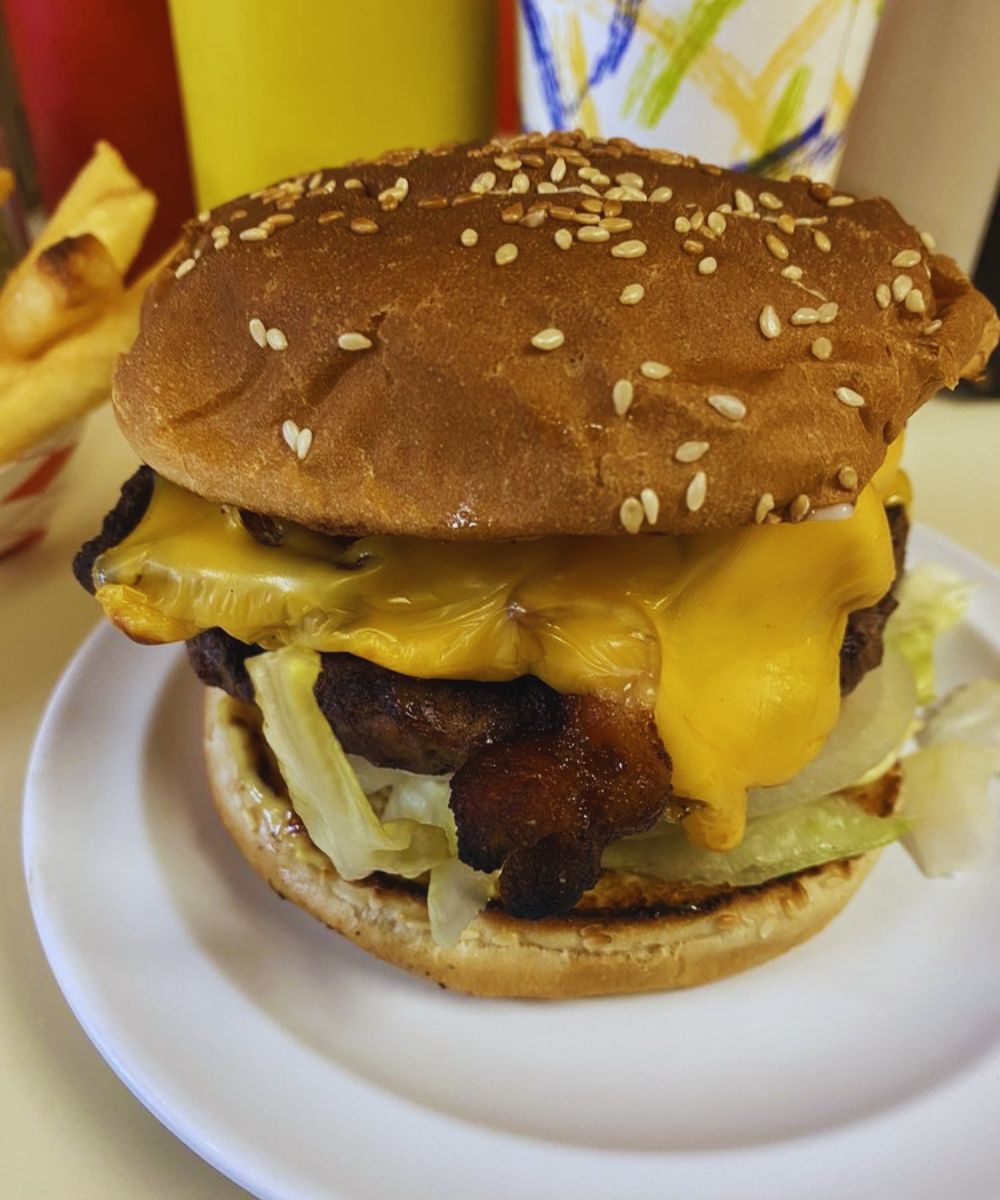 Photos for Classic Burger