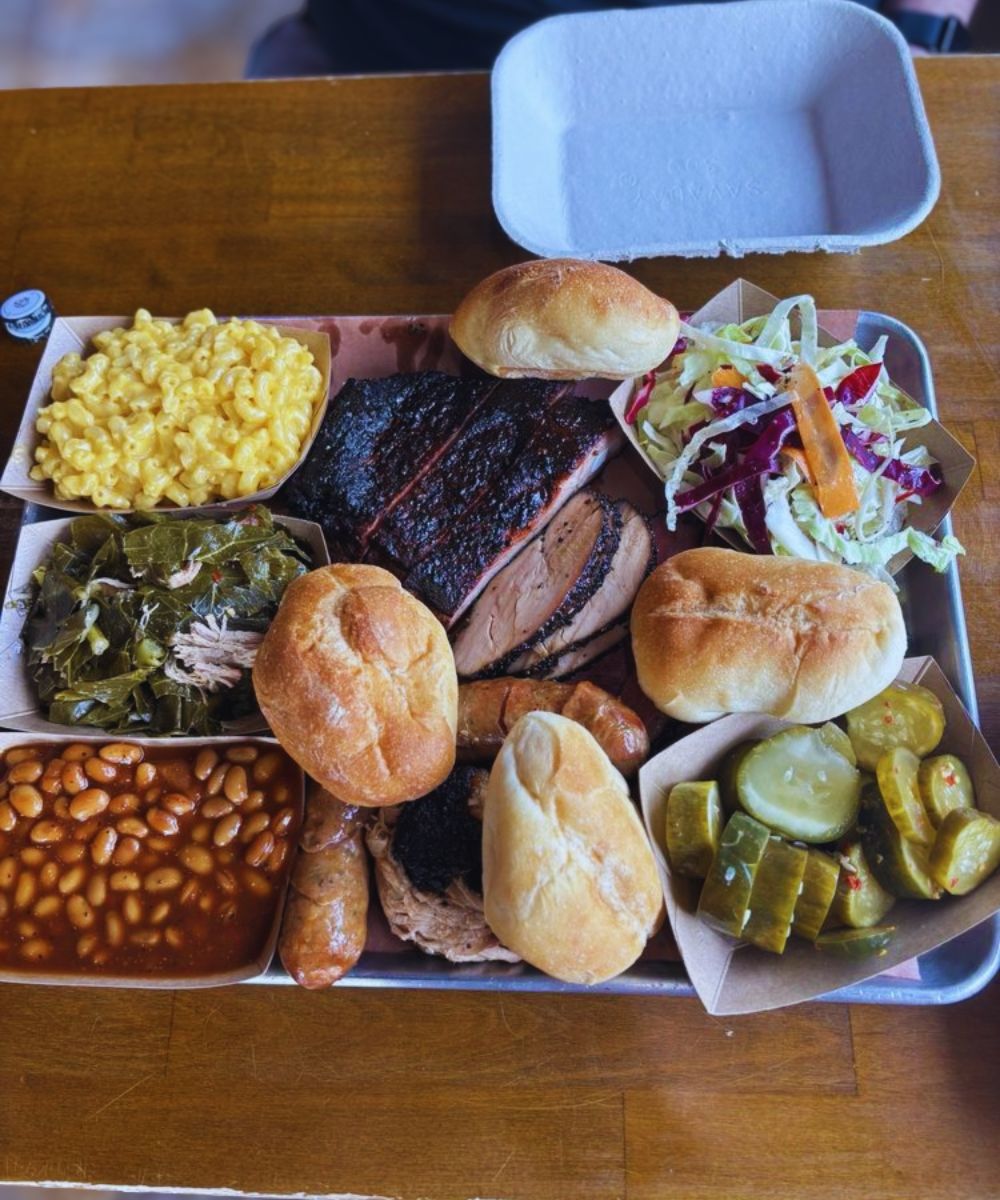 Photos for Red White & Que Smokehouse