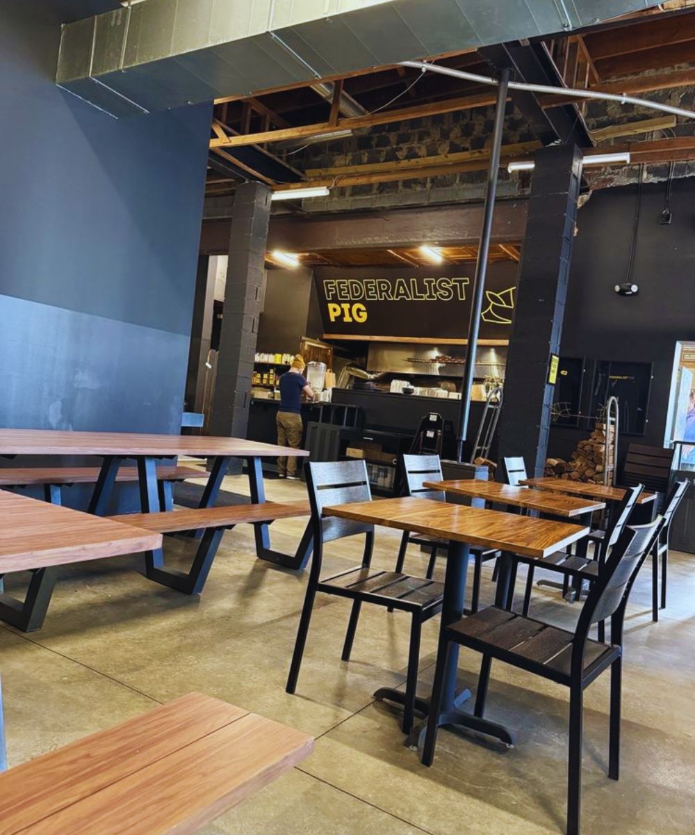 Photos for Federalist Pig