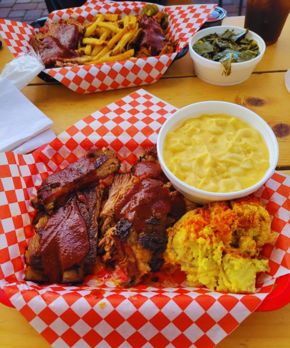 Photos for Smokey Mo