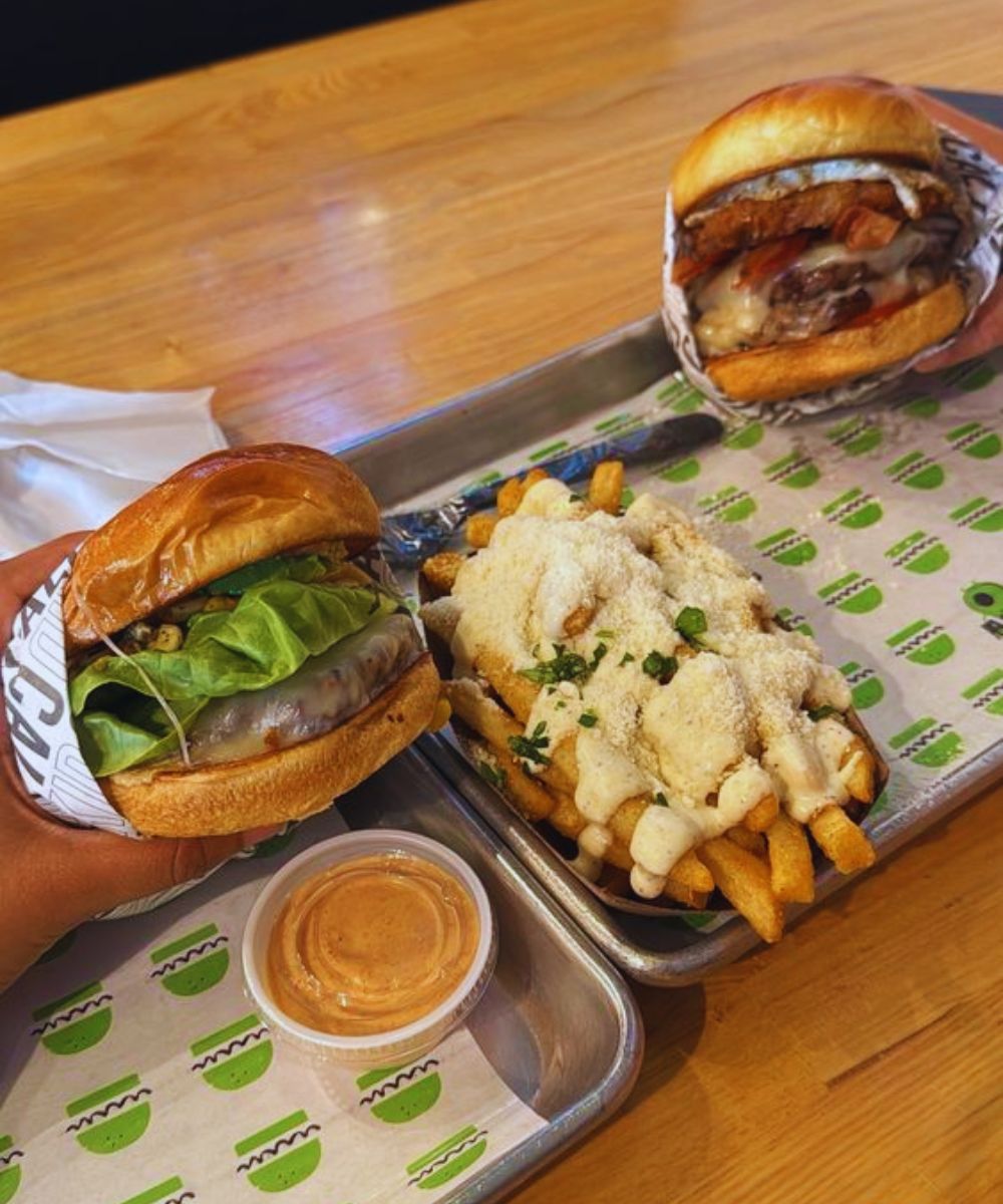 Photos for CaliKid Burgers N Shakes