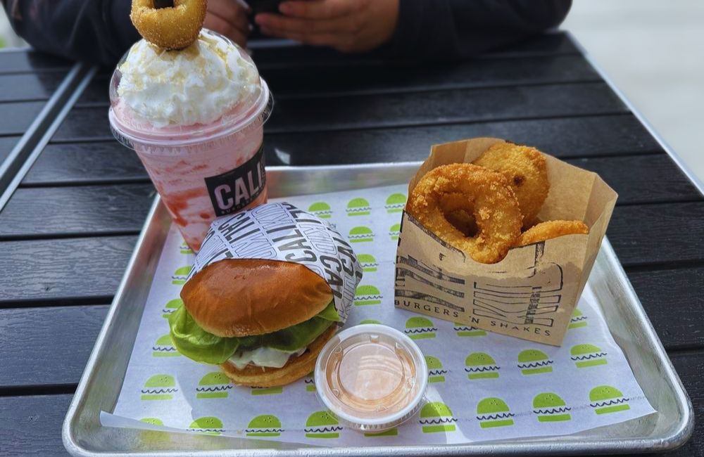 Photos for CaliKid Burgers N Shakes