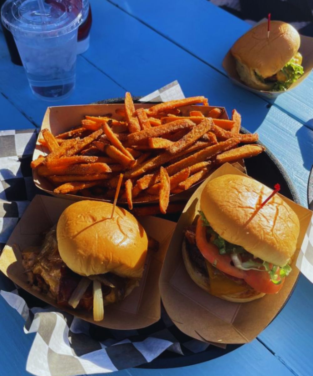 Photos for Al's Burger Shack