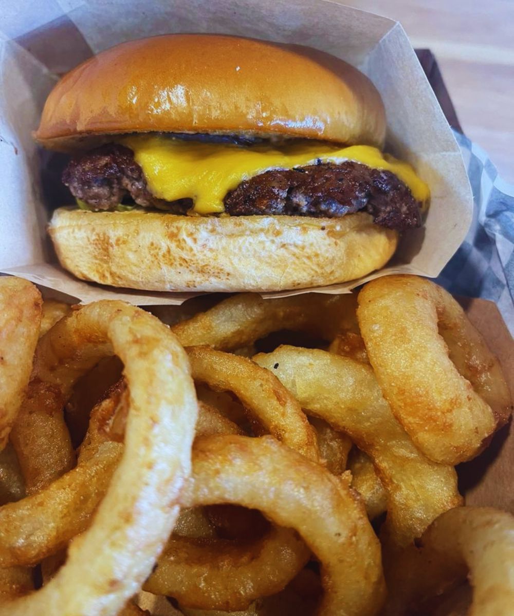 Photos for Made Burgers