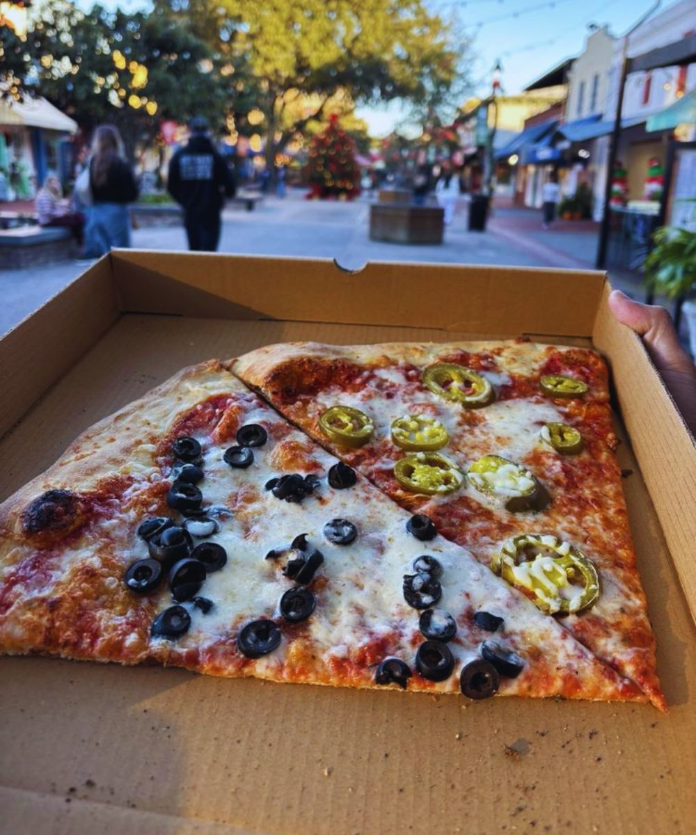 Photos for Vinnie Van Go-Go's