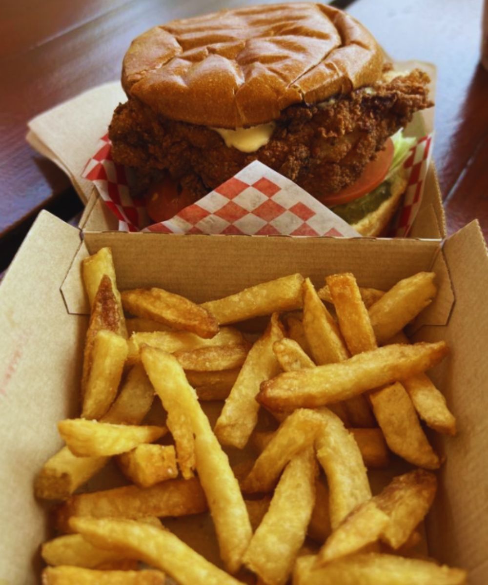 Photos for Small Cheval- Wicker Park