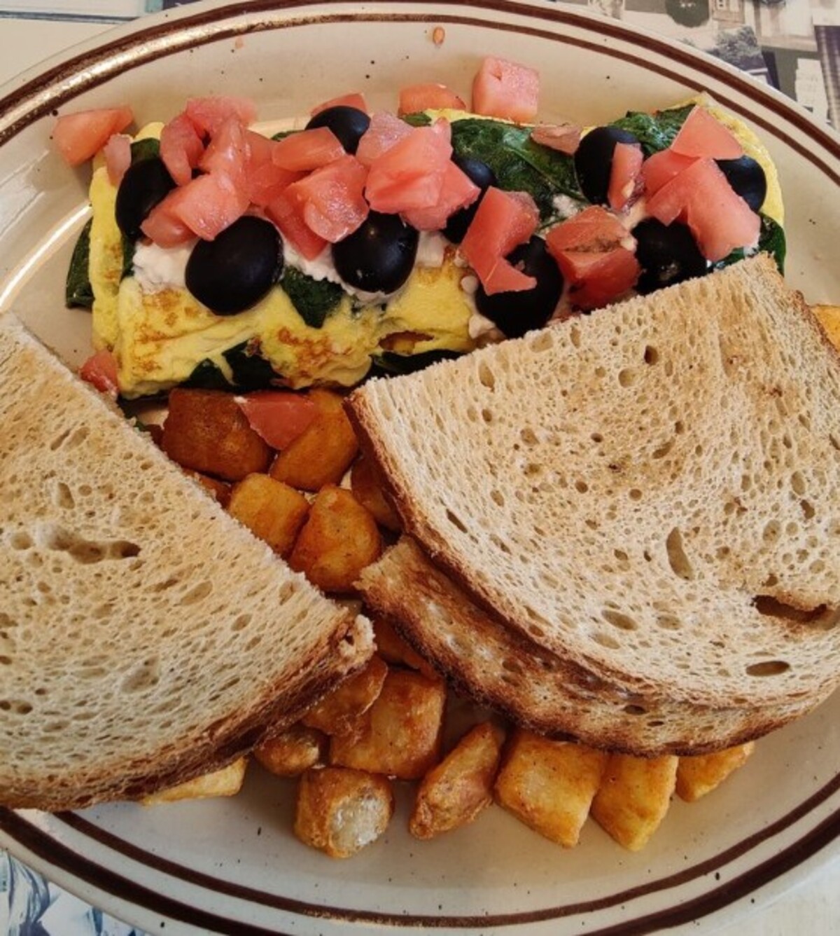 Food at Ritz Barbecue located in Allentown PA