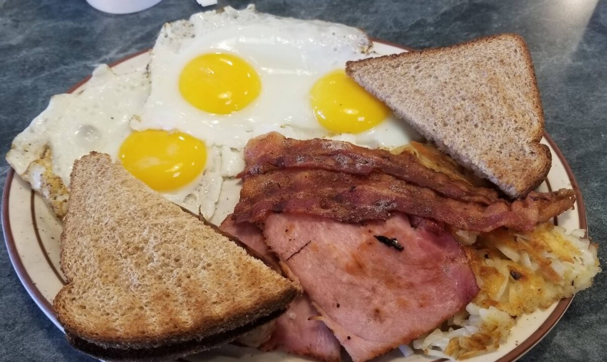 Food at Ritz Barbecue located in Allentown PA