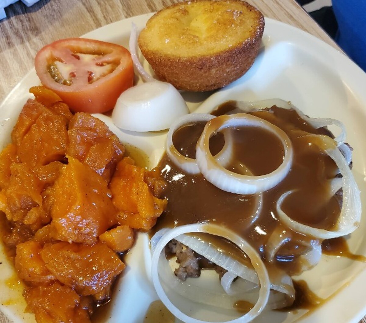 Food at G's Country Kitchen located in Huntsville AL.