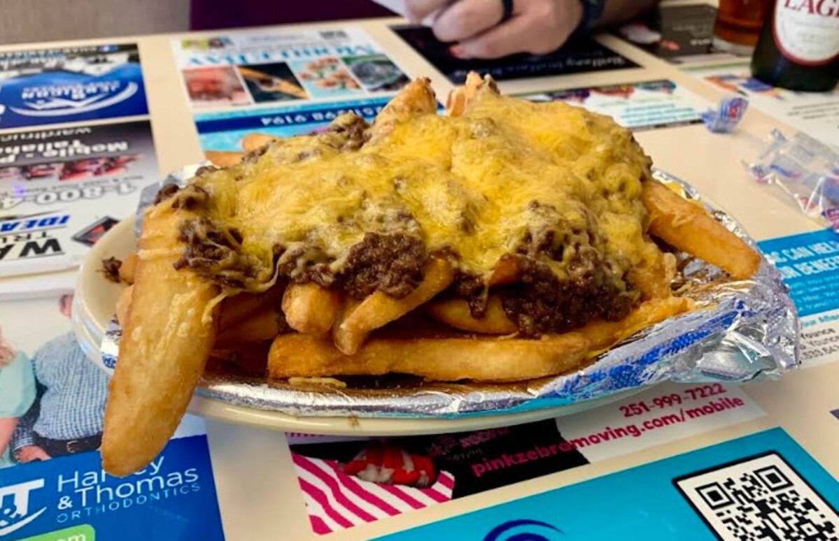 Food at Dew Drop Inn located in Mobile, AL