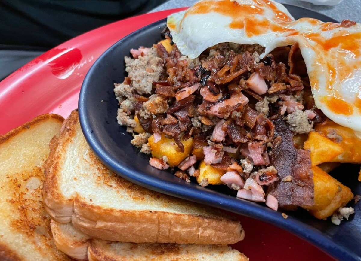 Food at Carolina's Diner located in Greensboro, NC