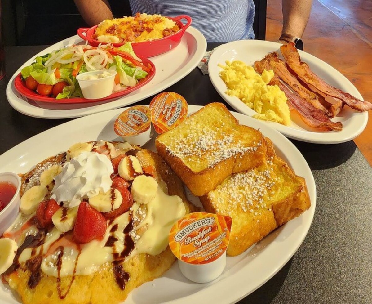 Food at No Frills Diner located in Ogden UT