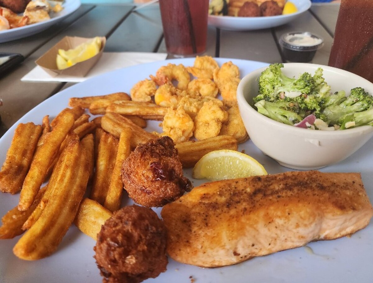 Food at Hull's Seafood located in Ormond Beach, FL.