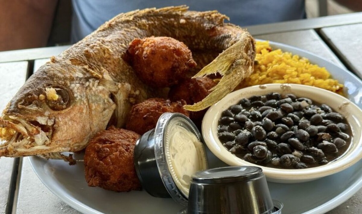 Food at Hull's Seafood located in Ormond Beach, FL.