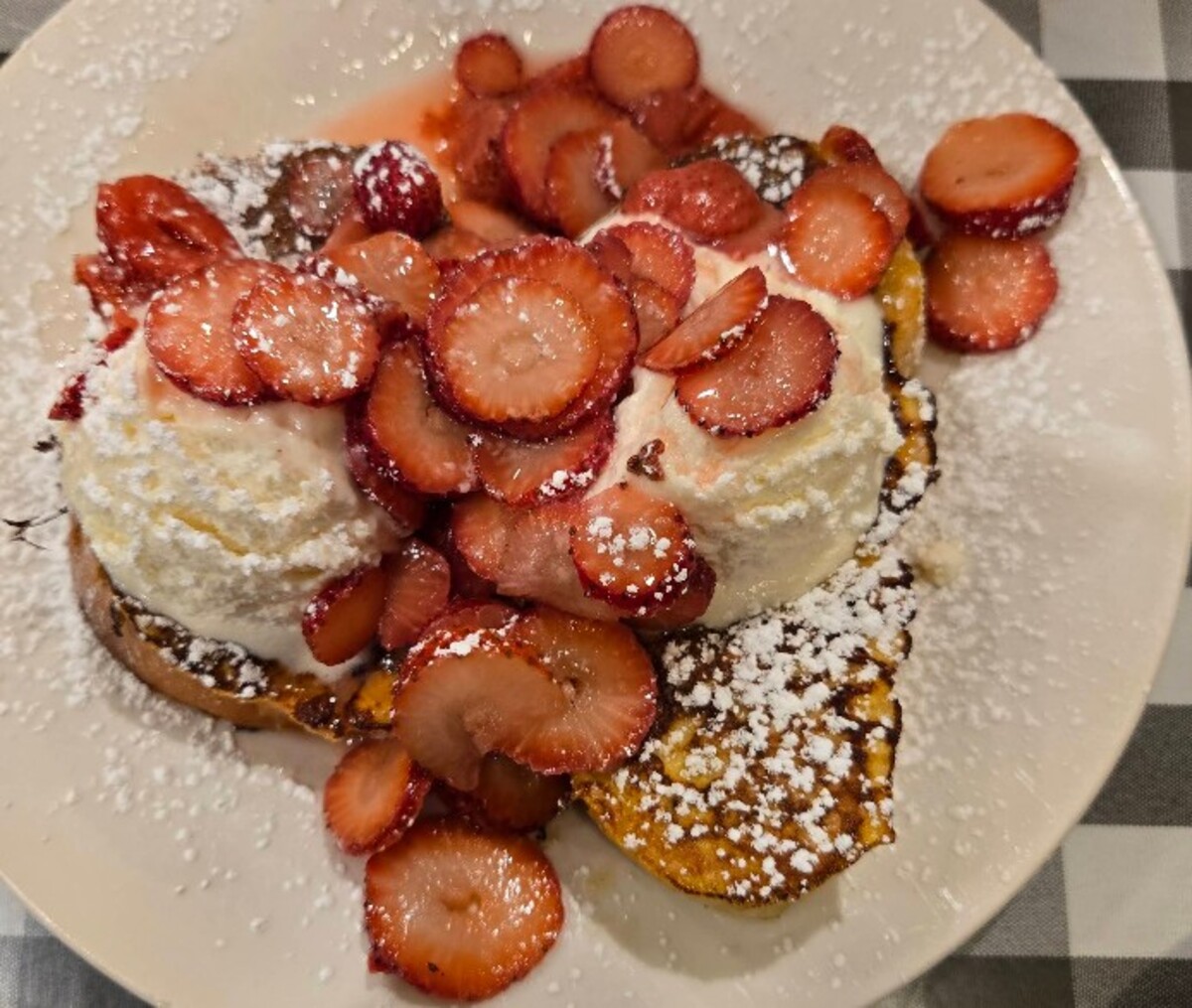 Food at Glider Diner located in Scranton PA. 