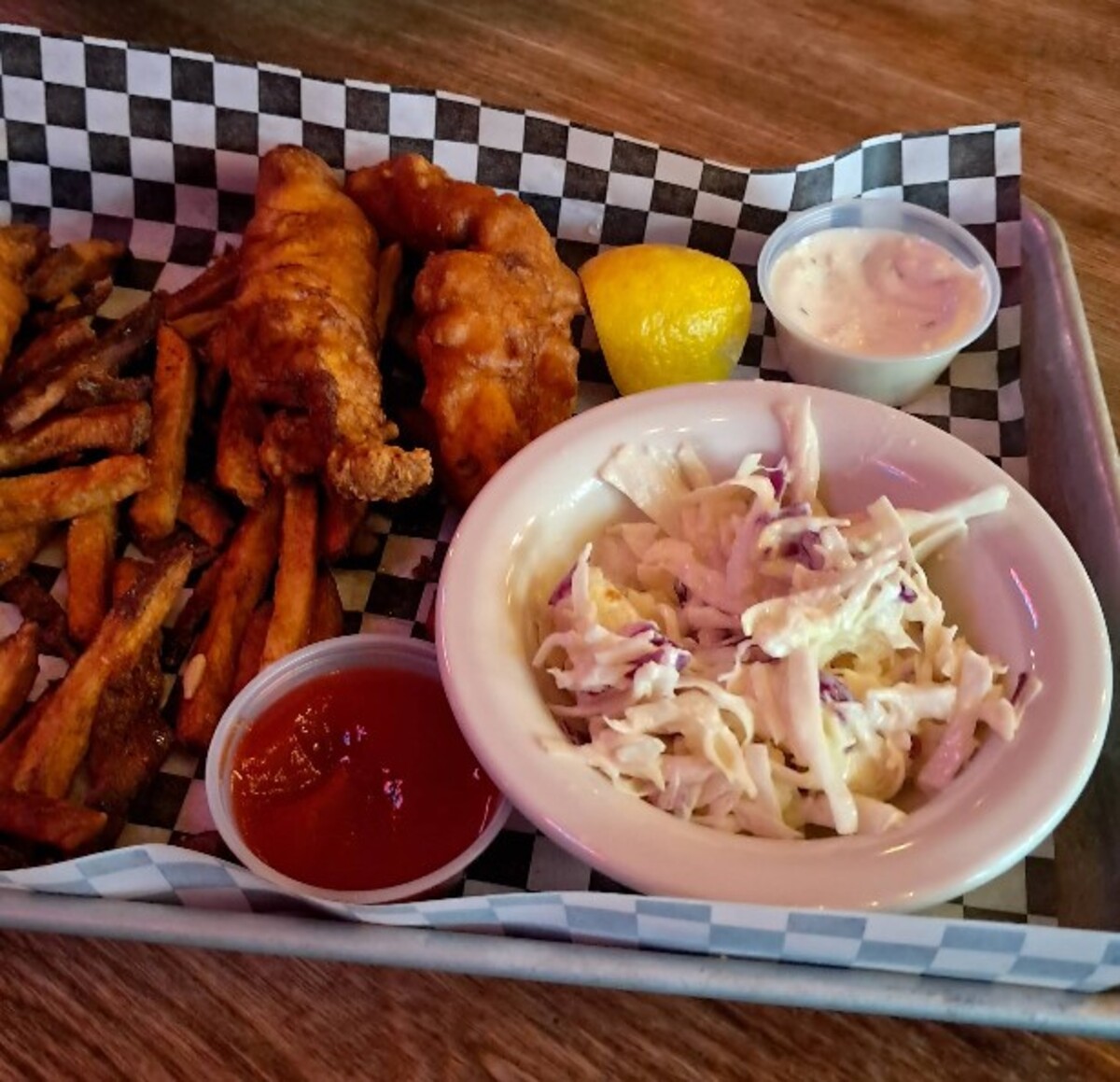 Food at The Oxford Saloon located in Missoula, MT 